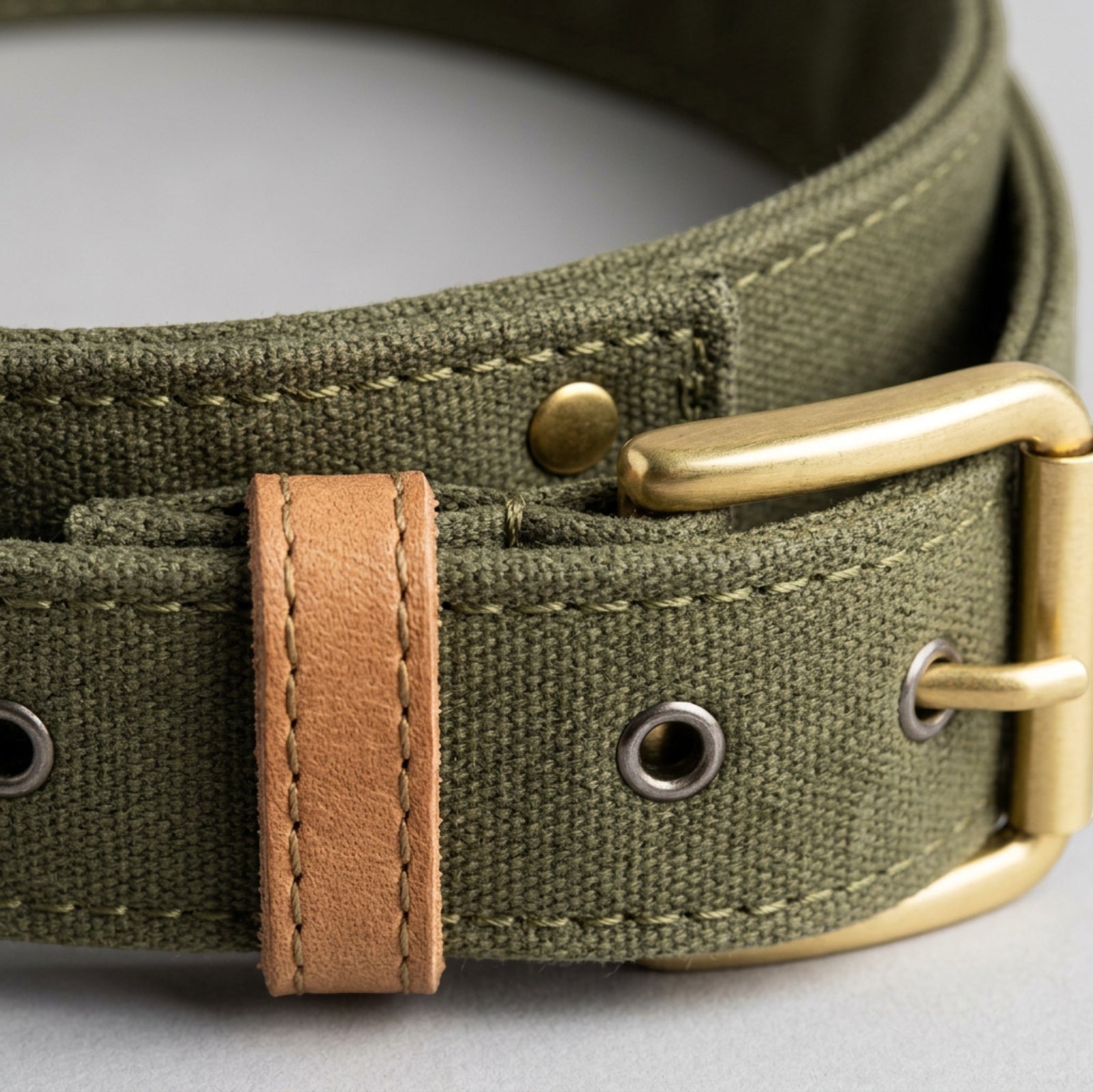 Yean Cotton Canvas Dog Collar 38-54 cm Olive - Detail view