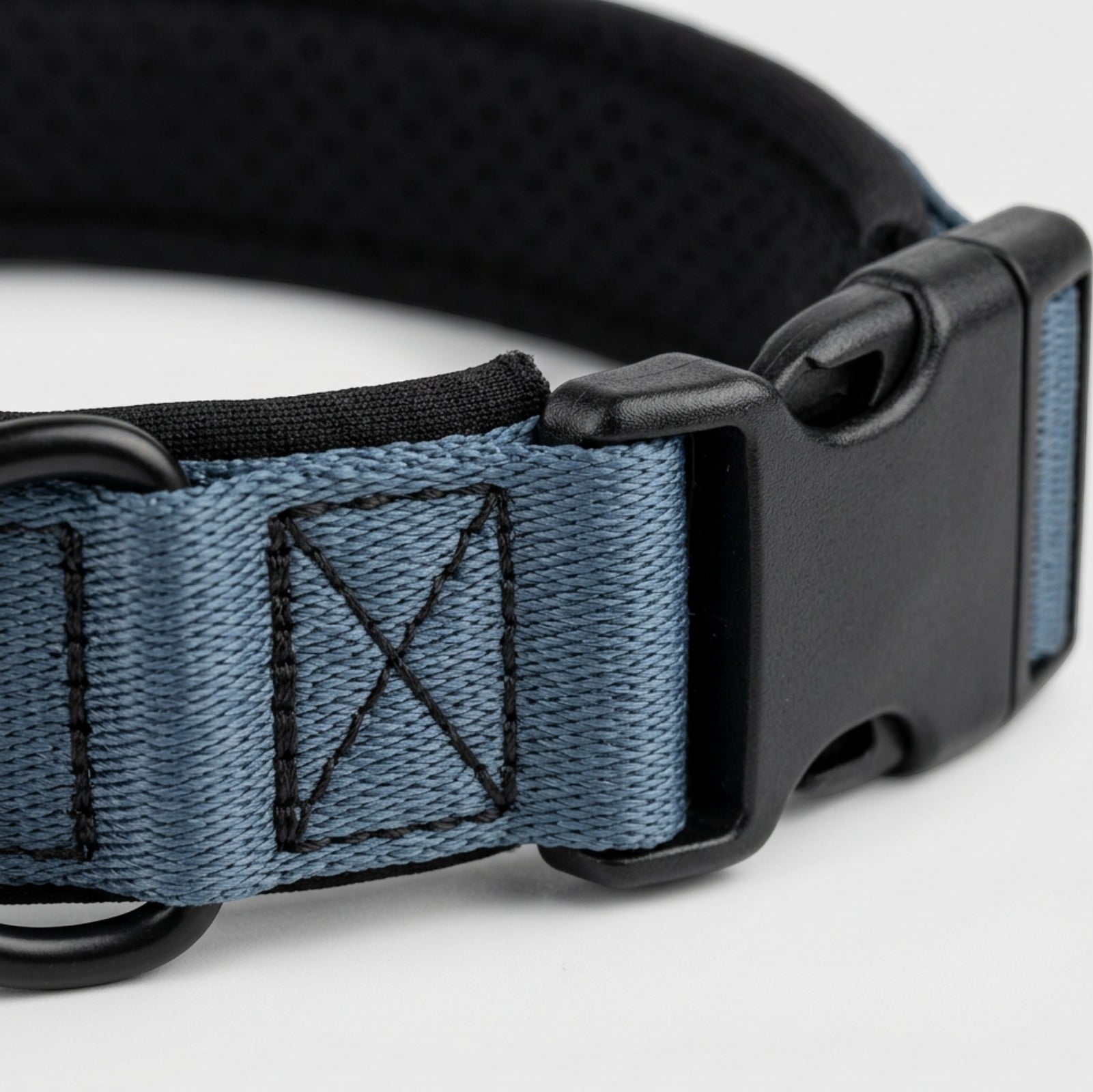 Yean Padded Webbing Dog Collar 44-62 cm Slate Blue - Detail view